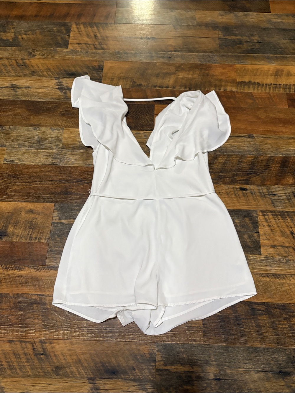 Tobi White‎ Women's Romper with V-Neck Detail